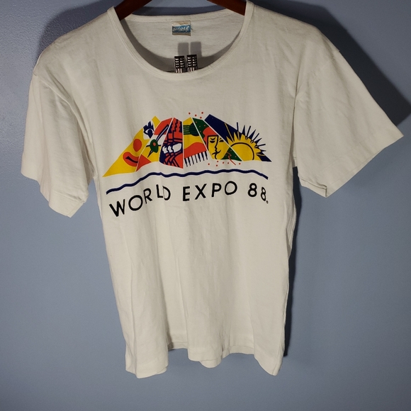 vintage single stitch World Expo 88  t shirt Bubble Tag Men Size M - Picture 1 of 4
